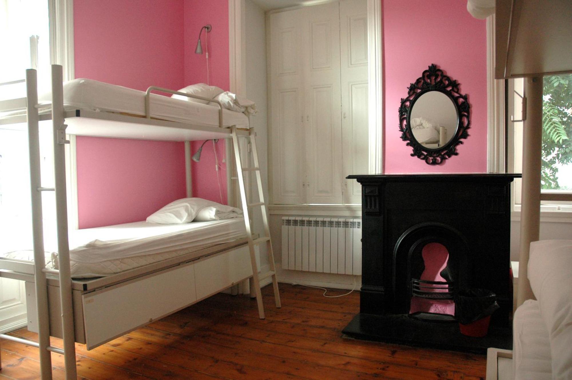 Safestay Lisbon Bairro Alto Δωμάτιο φωτογραφία